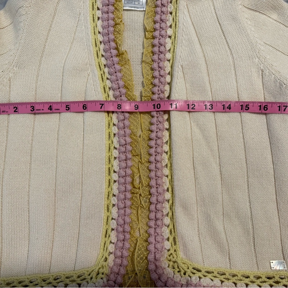 Authentic CHANEL Cream Cashmere Cardigan Sweater Size 38 - Picture 9 of 16